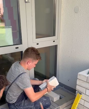 Lépésről lépésre közösséget építünk