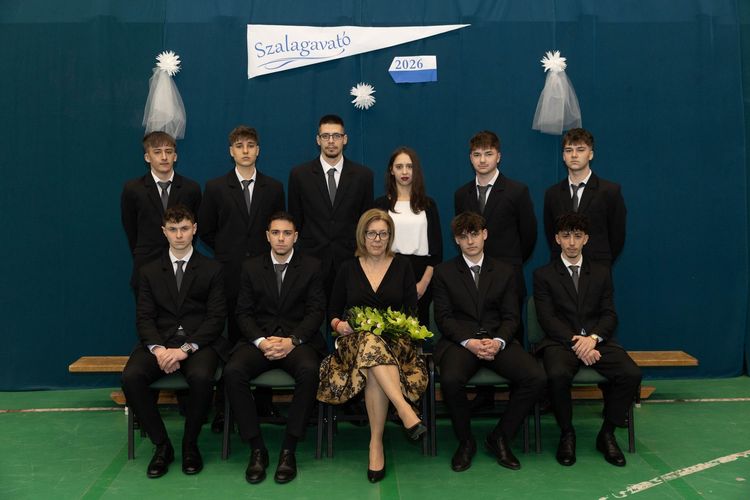 BALLAGÓ SZAKKÉPZŐS DIÁKOK - 11.FK