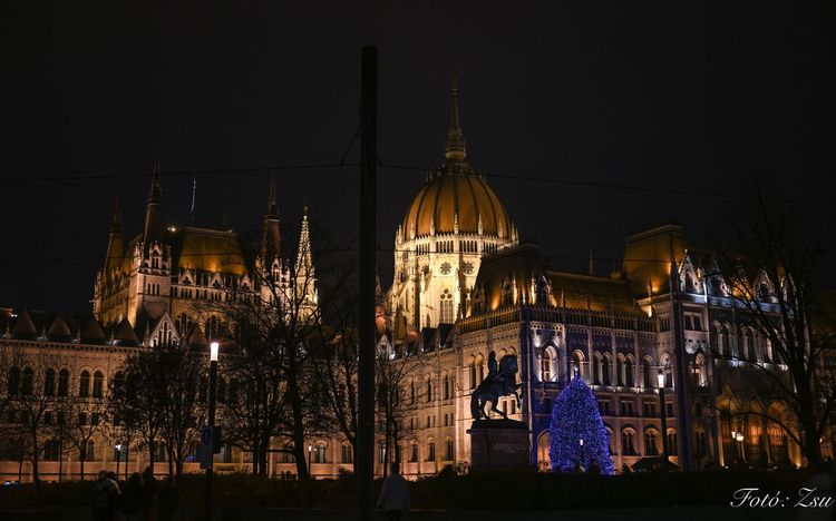 Széchenyis diákok kis csoportja Budapestre utazott adventi programra