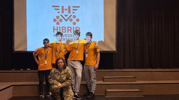 Hibrid Honvédelmi Verseny