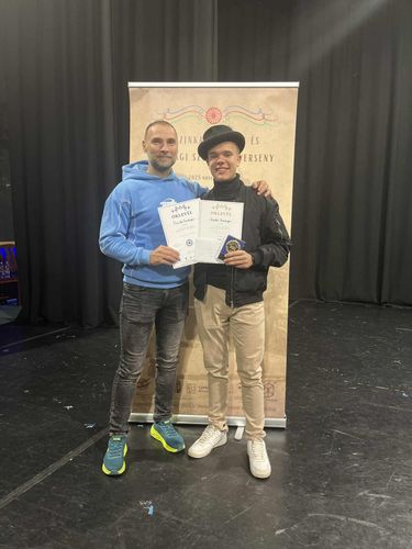 Hácskó Bendegúz, arany csizmás táncos díj