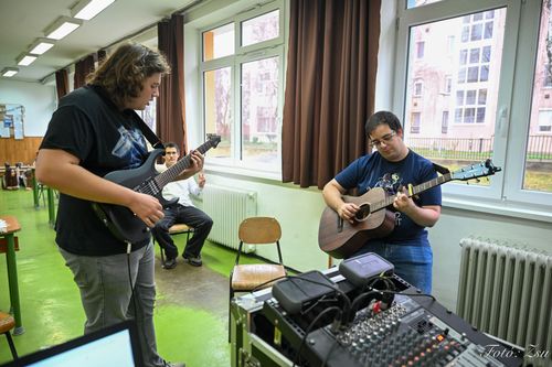 Karácsonyi_rahangolodas_2025 (3).jpg