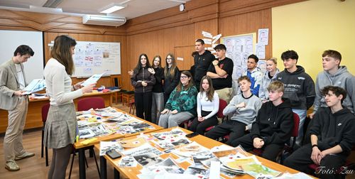 anna frank_emlekkialitas_tarlatvezetokepzes (3).jpg