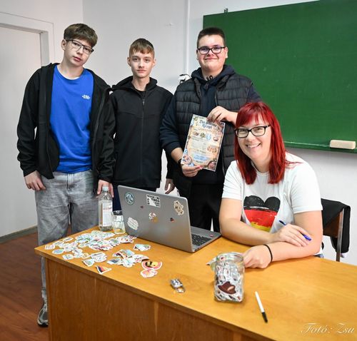 DIÁKNAP 4.