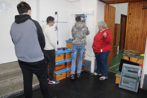 elektornika szakkör_2026_01_06 (3).jpg