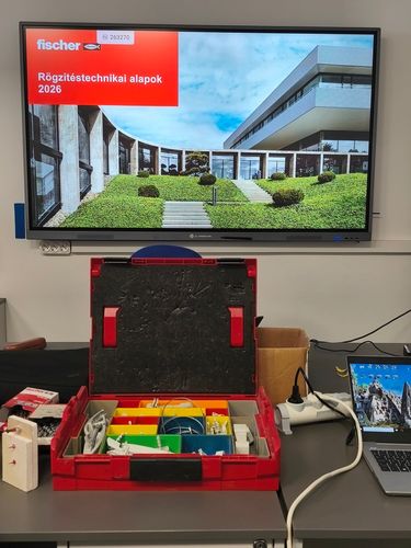 Szakmai előadás a rögzítéstechnika témakörében