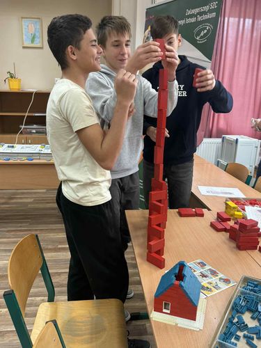 palyaorientaciosnap_eotvos_2025 (2).jpg